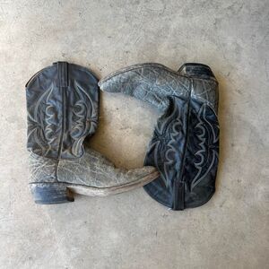 Abilene Mens Boots size 8.5 Two tone distressed cowboy western barn